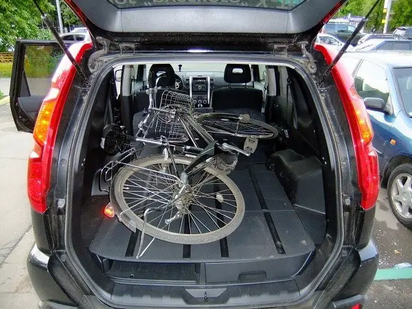 velosipēda pārvadāšana bagāžas nodalījumā.